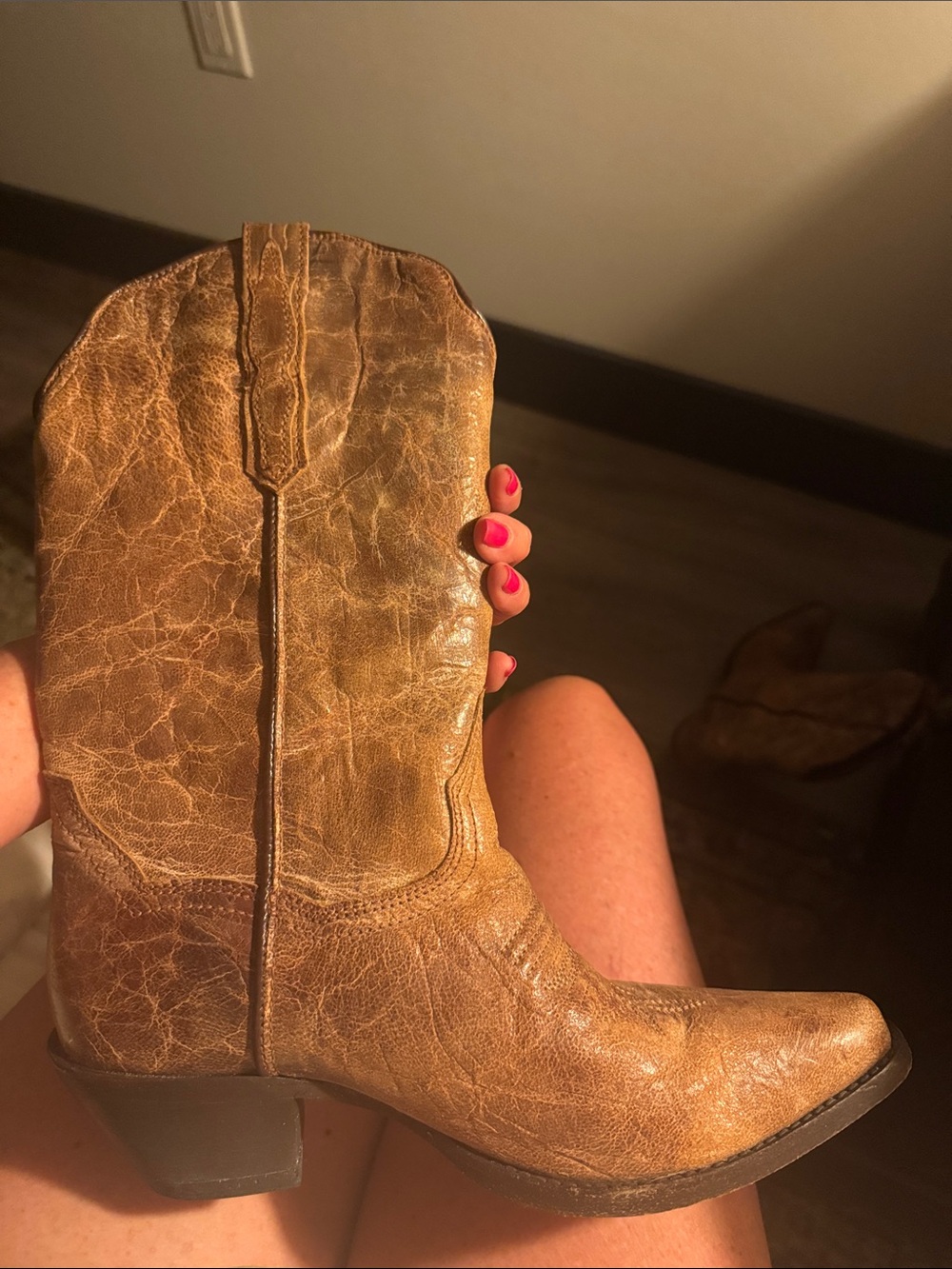 Dan Post Distressed Tan/Brown Leather Western Heeled Boots - Picture 3 of 7